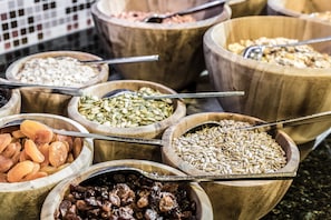 Daily buffet breakfast (EUR 22 per person) - Seehotel Fleesensee (Goehren-Lebbin)