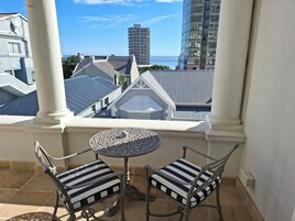 Apartment | Terrace/patio