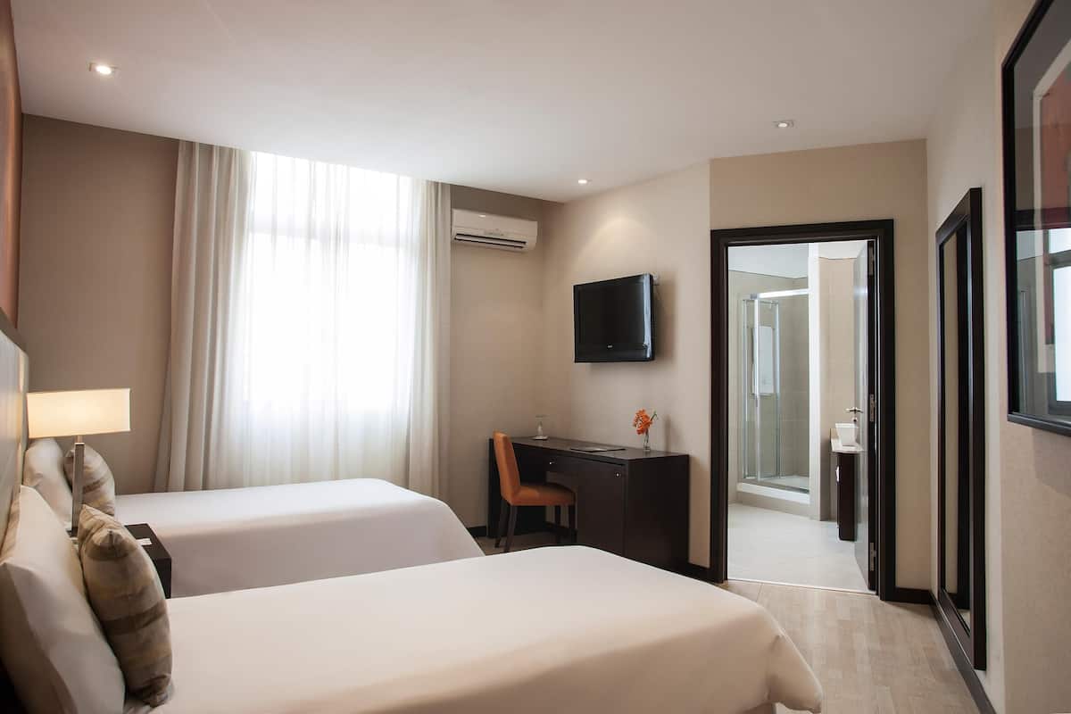 1 bedroom, Select Comfort beds, in-room safe, desk