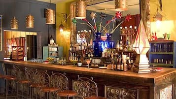 Bar (en la propiedad)