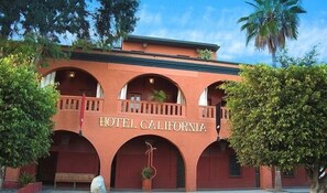 Reception hall - California (Todos Santos)