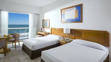 ห้องสแตนดาร์ดดับเบิล, เตียงใหญ่ 2 เตียง | 1 ห้องนอน, ผ้านวมขนเป็ด, มินิบาร์, ตู้นิรภัยในห้องพัก