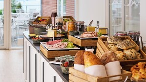 Breakfast buffet - Severin Kursuscenter og Konferencehotel (Middelfart)