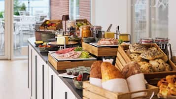 Free daily self-service breakfast