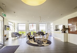 Televisión de pantalla plana