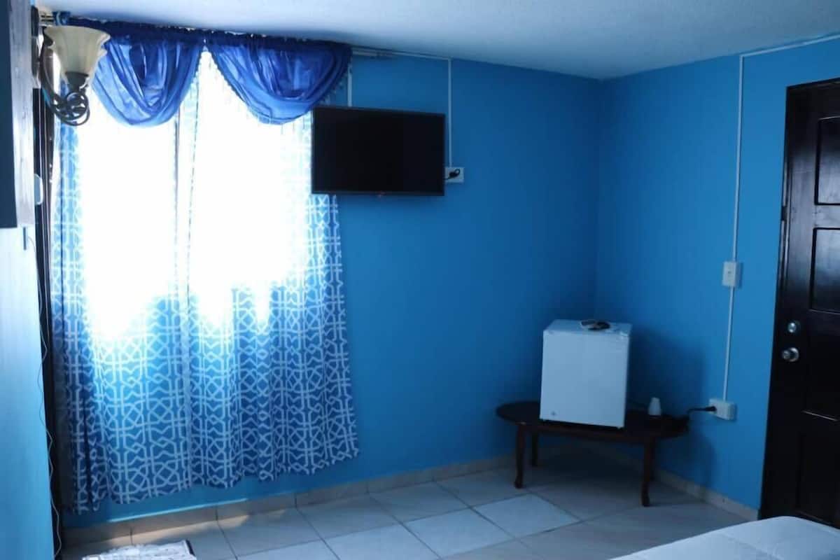 Standard İki Ayrı Yataklı Oda, Engellilere Uygun | Kuştüyü yorgan, güneşlik/perde, beşik/çocuk yatağı