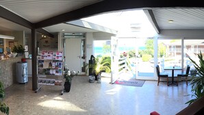 Reception - Friheden (Allinge)
