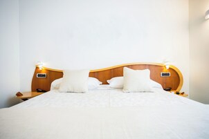 华丽双人房, 1 张双人床, 无烟房, 山景 | 高档床上用品、记忆海绵床垫、迷你吧、客房内保险箱