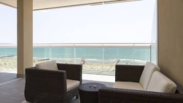 Minibar, in-room safe, desk, soundproofing