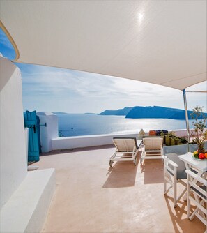 Villa, Outdoor Hot Tub (Sunset) - Marizan Caves & Villas (Santorini)