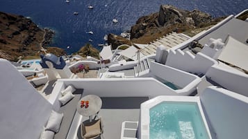 Junior Suite (Sunset, Outdoor Hot Tub) | Terrace/patio