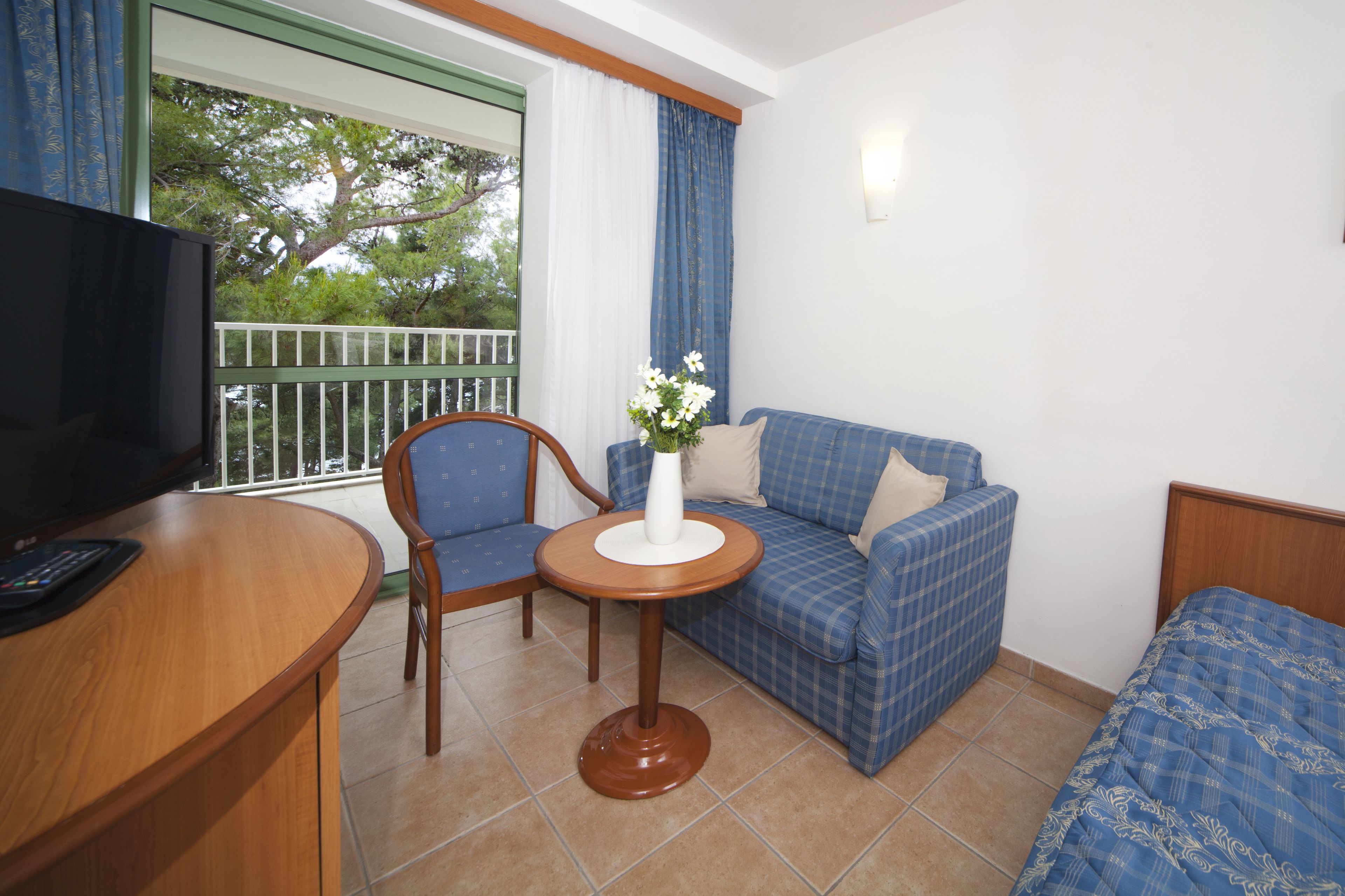 bluesun-hotel-marina-in-brela-find-hotel-reviews-rooms-and-prices-on