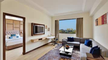 Suite, 1 Bedroom | Minibar, desk, rollaway beds, free WiFi