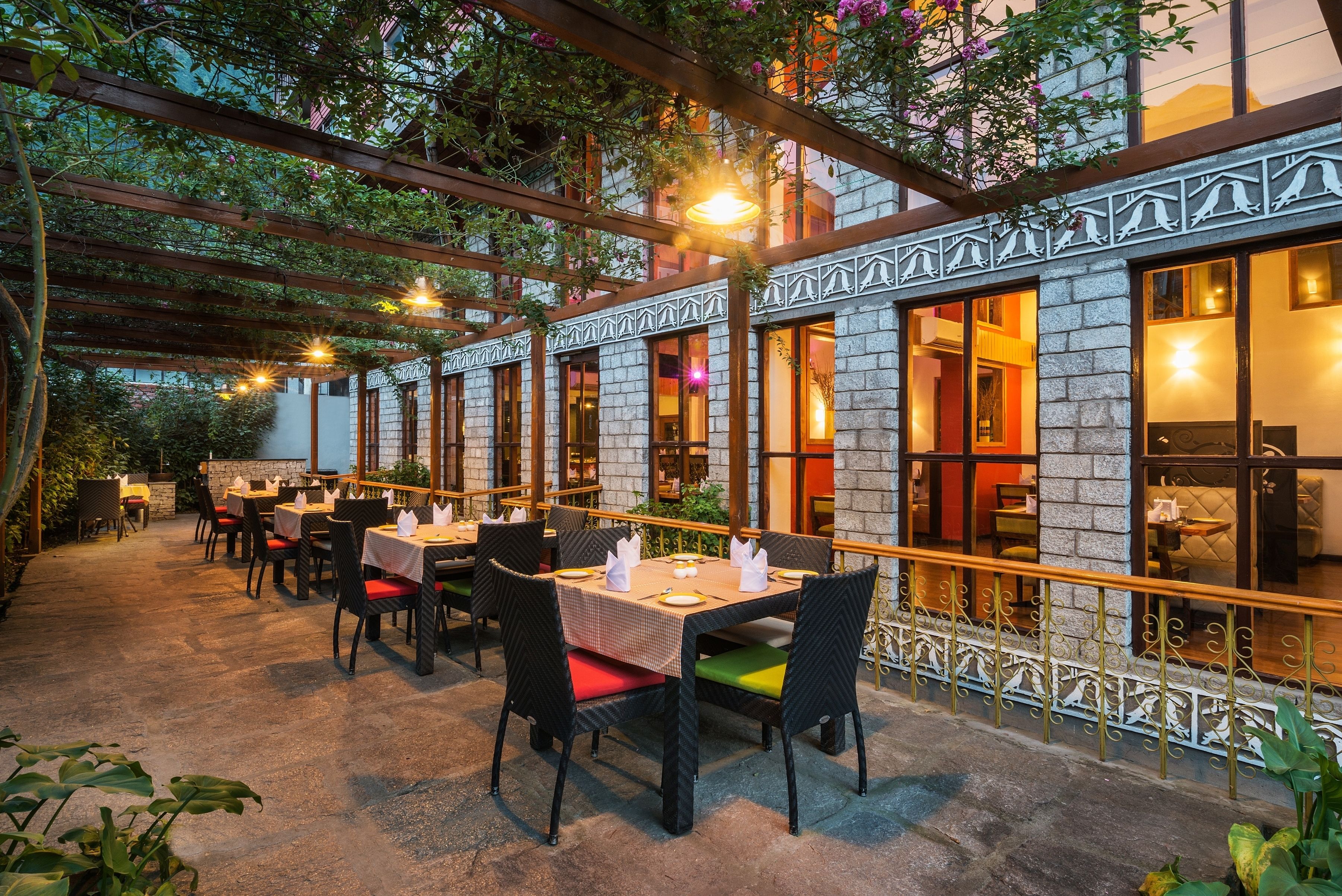 Breakfast, lunch, dinner served; garden views