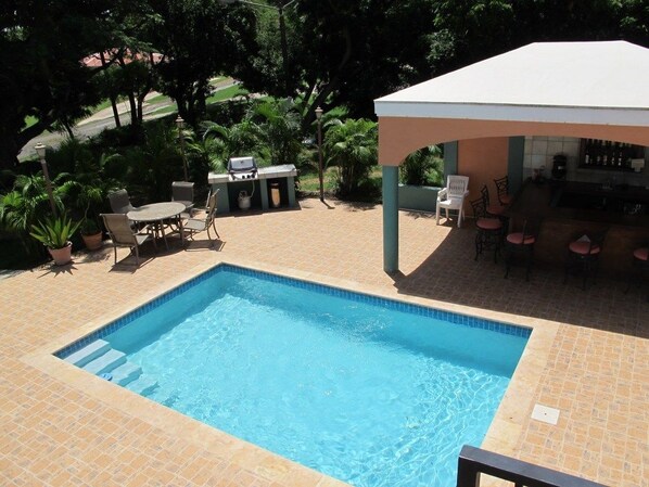 Outdoor pool, sun loungers