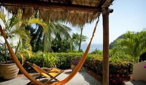 Superior Room, Ocean View | Terrace/patio - Agua Azul la Villa (Santa María Huatulco)