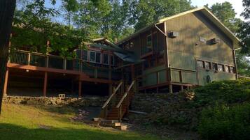 Fachada da propriedade