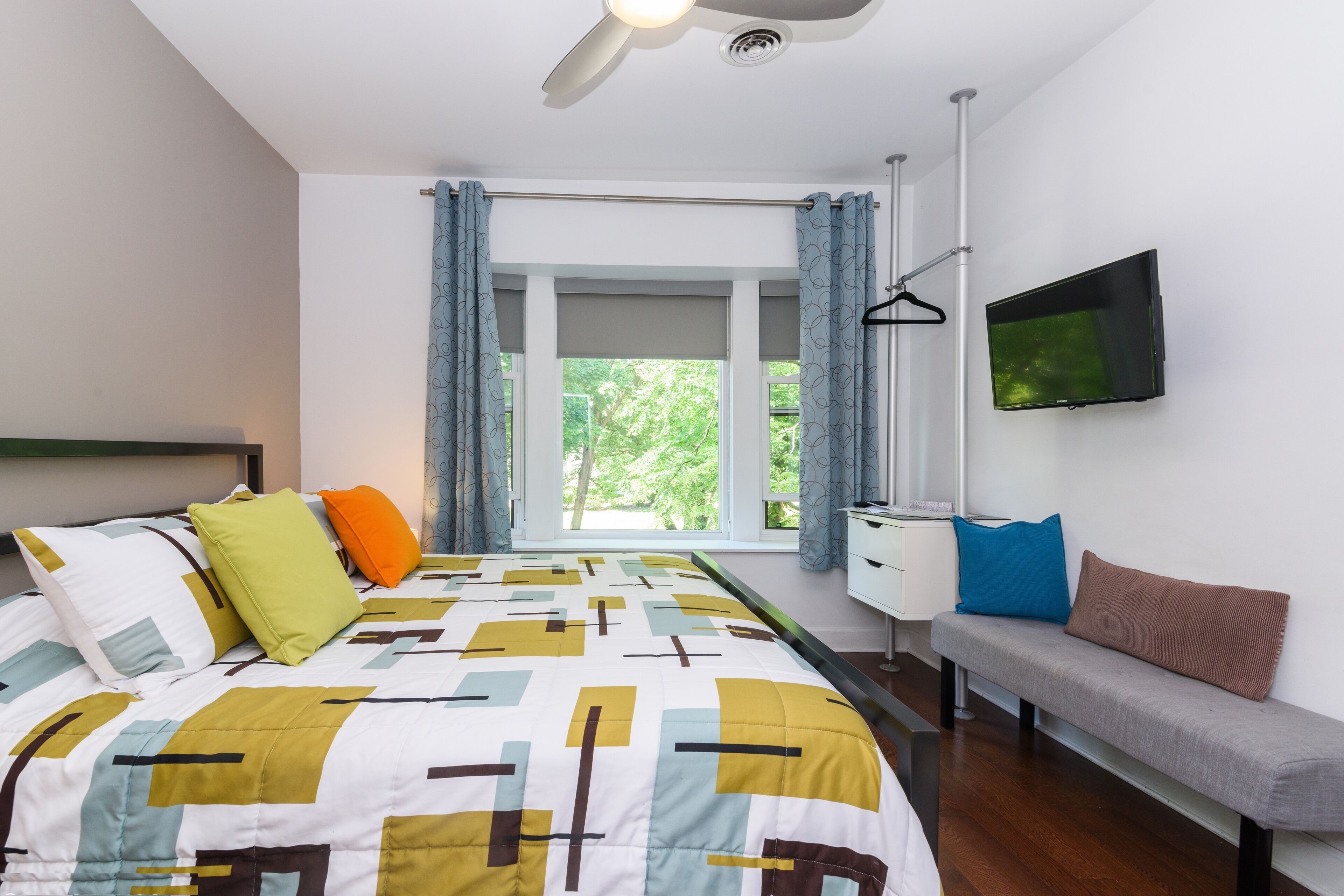 Foto - House 5863- Chicago's Premier Bed and Breakfast