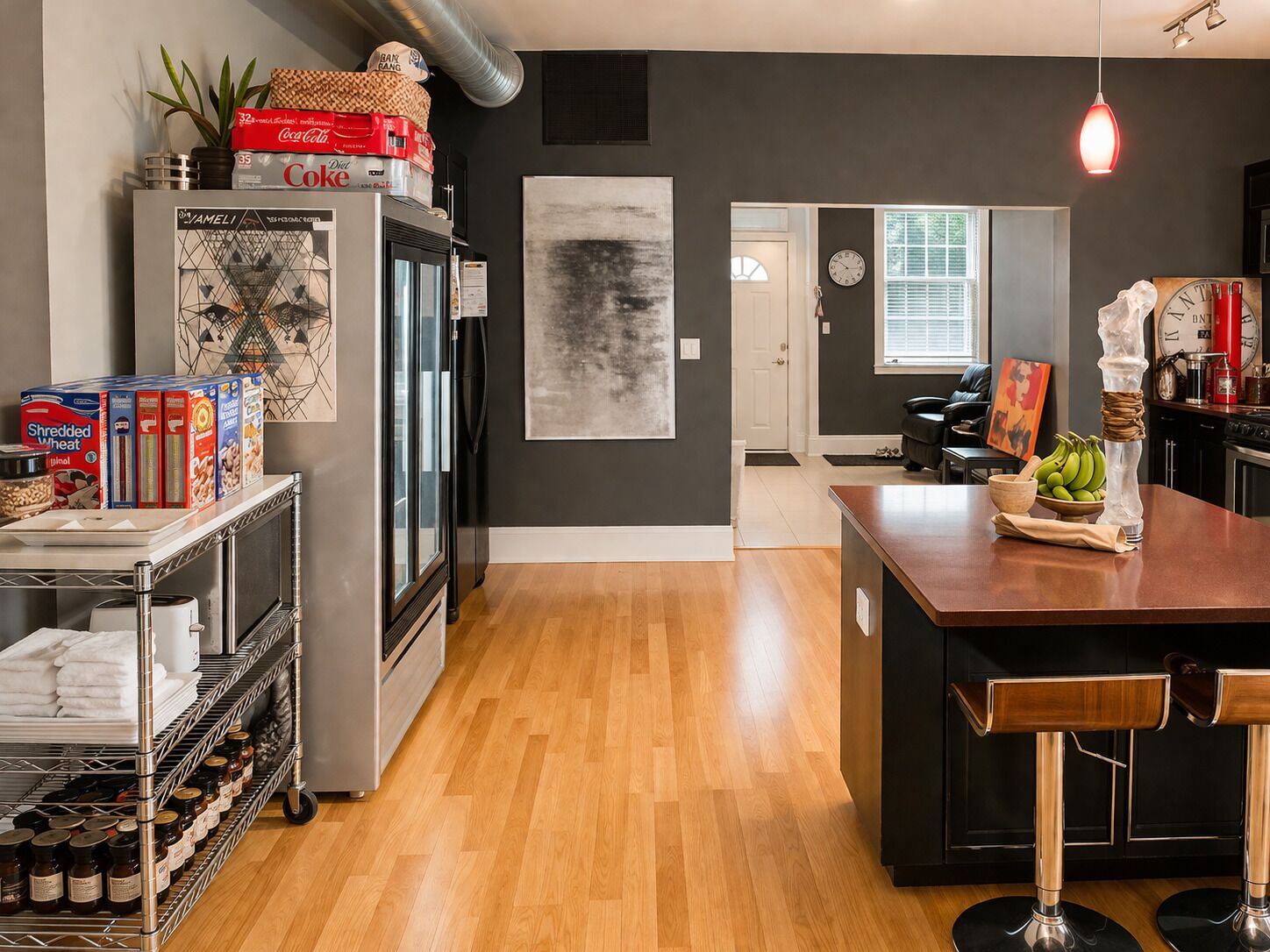 Presidential Studio Suite, 2 Bedrooms (1st Floor) | Private kitchen | Full-size fridge, microwave, coffee/tea maker, cookware/dishes/utensils