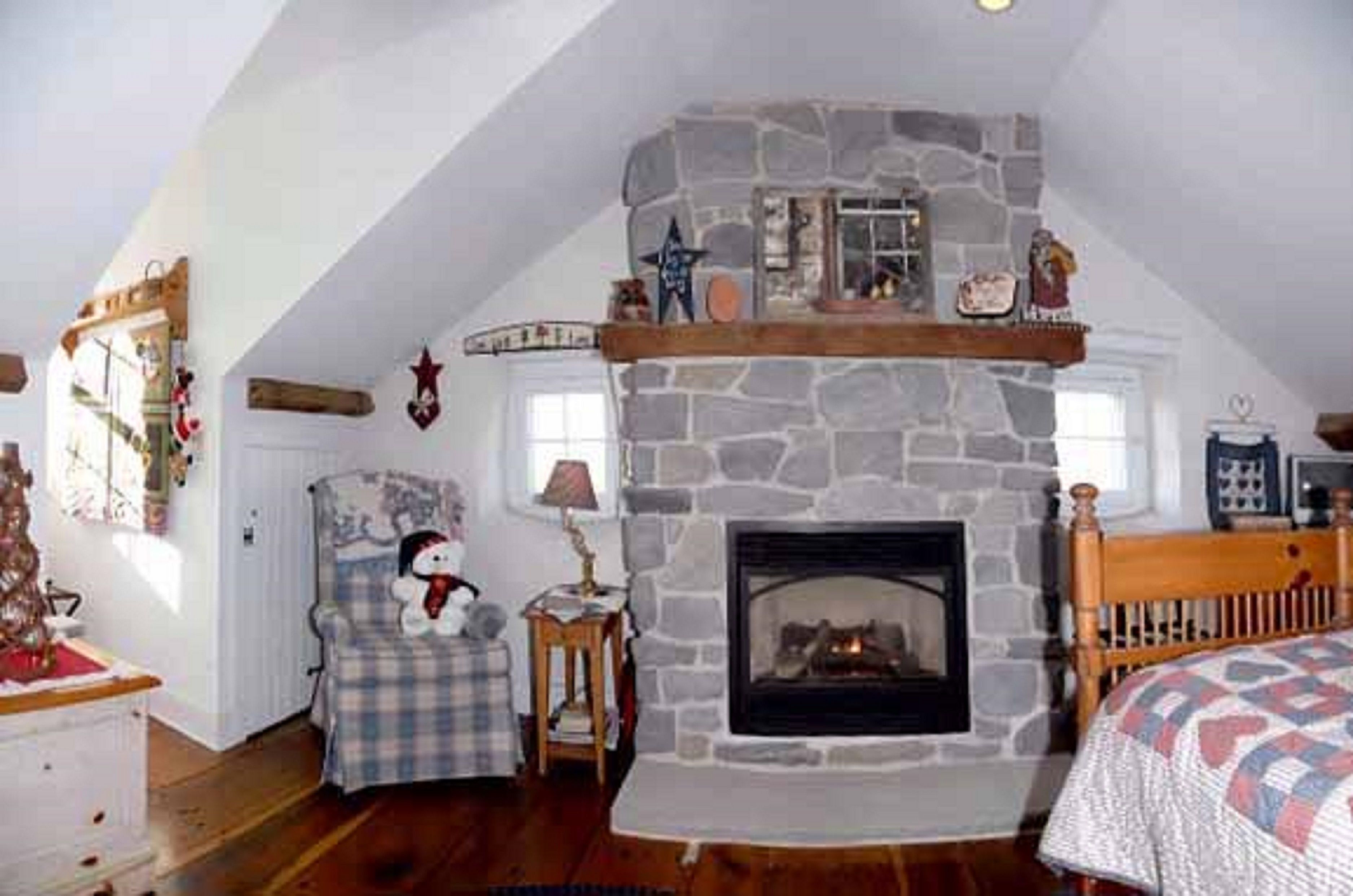 Fireside room | Premium bedding, down comforters, memory foam beds