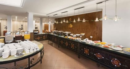 Days Hotel by Wyndham Aqaba