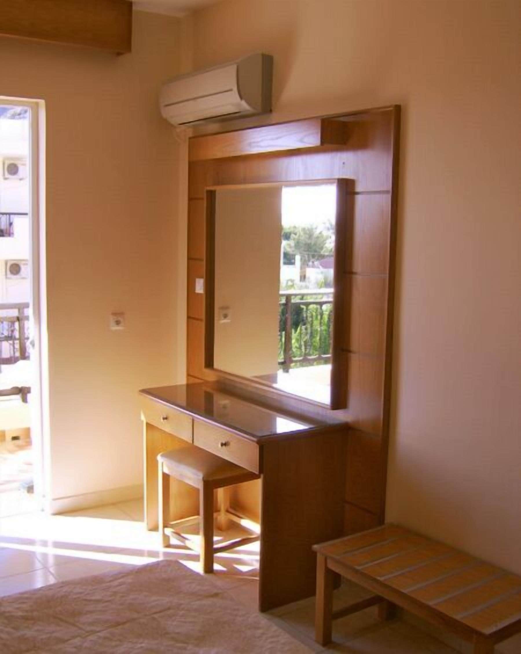 apartment, 2 bedrooms | room amenity