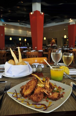 Se sirven desayunos, almuerzos y cenas