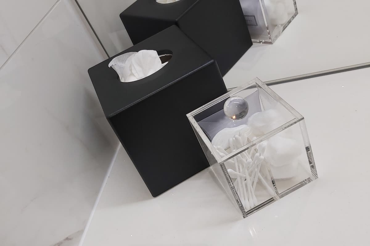 shower, designer toiletries, hair dryer, towels