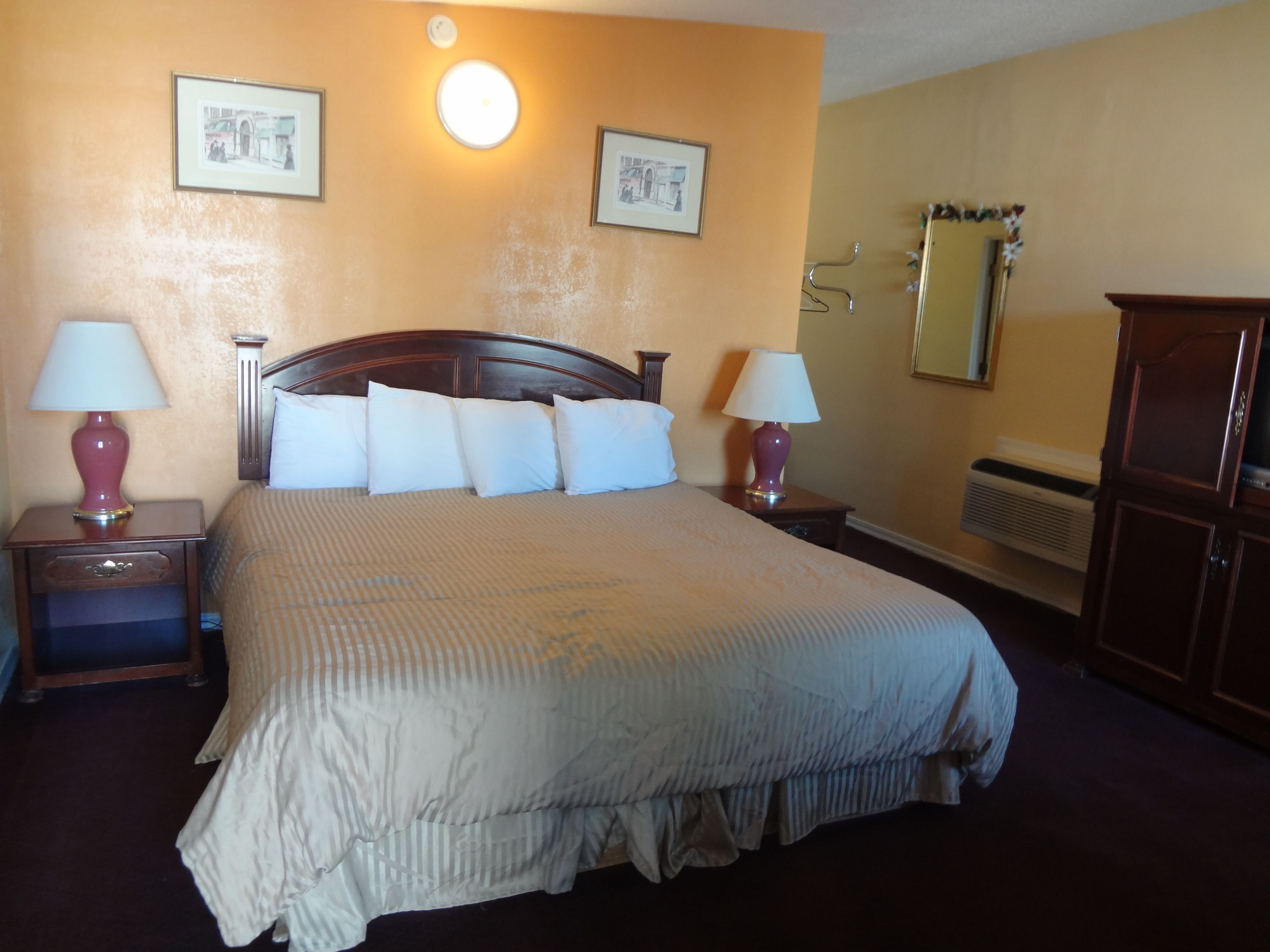 premium bedding, individually decorated, desk, blackout curtains