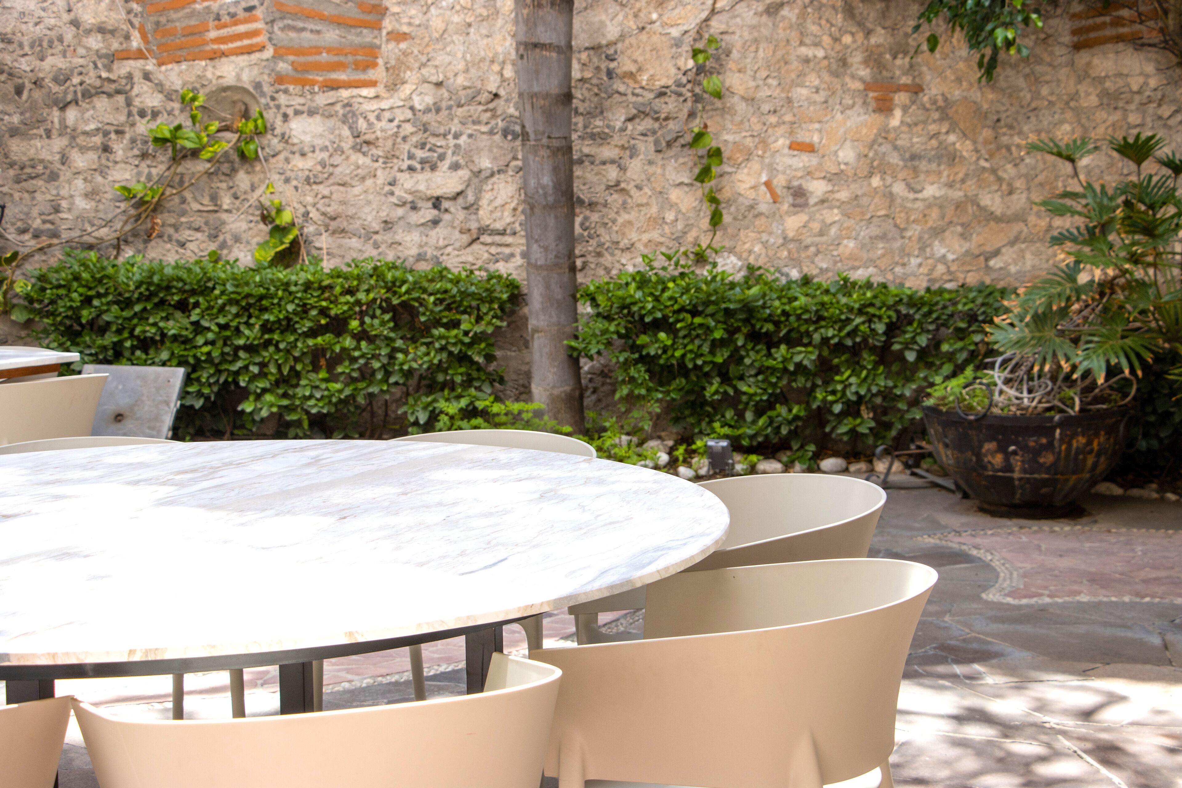 供应早餐、午餐和晚餐，墨西哥菜