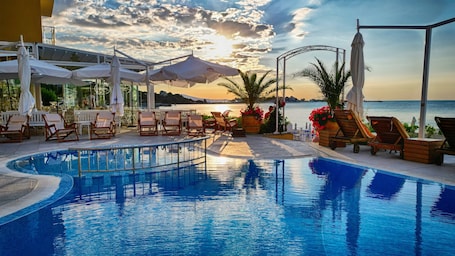 Exterior. Aphrodite Beach Hotel