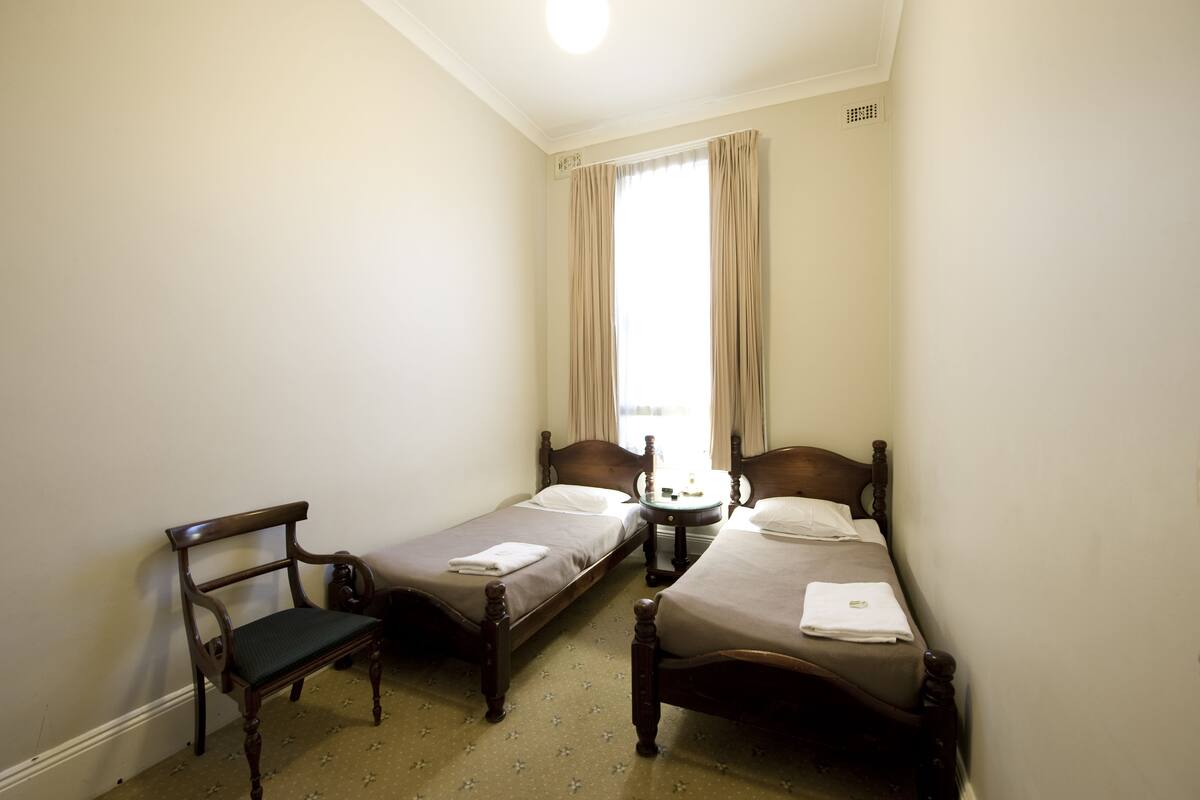 Blackout drapes, WiFi (free), bed sheets