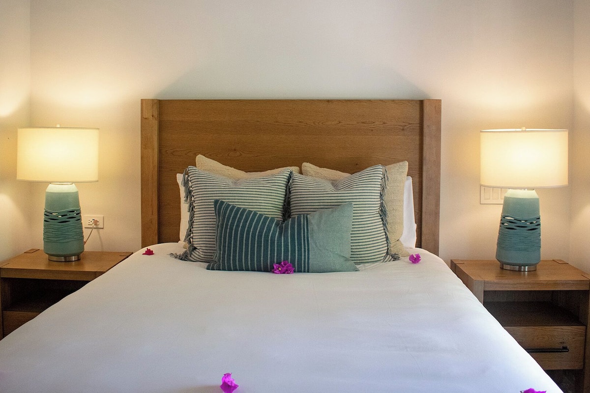 Minibar, in-room safe, individually furnished, desk