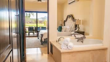 Superior Villa, 2 Yatak Odası, Sigara İçilmez | Banyo | Ücretsiz banyo/kozmetik ürünleri, saç kurutma makinesi, havlu, sabun