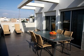 Terrace/patio - Yarden Sea Side Apartments (Tel Aviv)