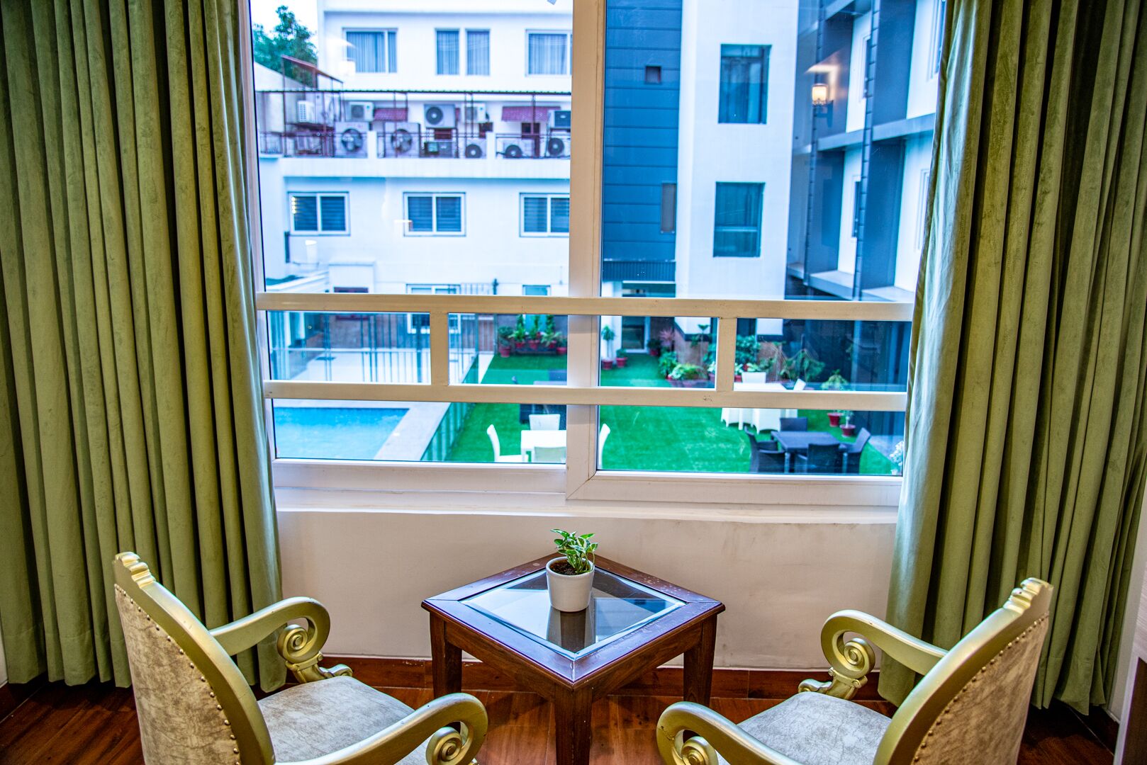 Executive-Zimmer, 1 Schlafzimmer, Poolblick | Ausblick vom Zimmer