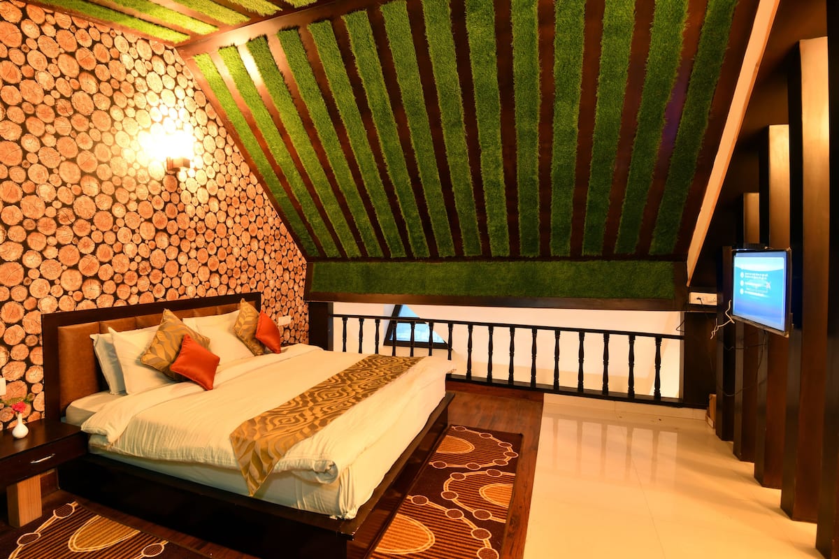 Maharaja Suite Double | 1 bedroom, premium bedding, desk, iron/ironing board