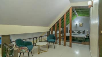 1 bedroom, premium bedding, desk, iron/ironing board
