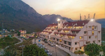 Dynasty Resort