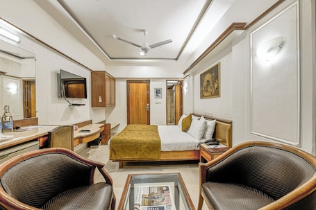 Super Deluxe Room | Memory foam beds, in-room safe, individually furnished, desk