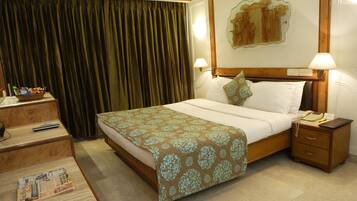 Deluxe Room, 1 Bedroom | View from room