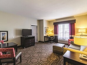 Suite, 2 Queen Beds, Non Smoking | Premium bedding, down comforters, desk, blackout drapes - La Quinta Inn & Suites by Wyndham Fargo-Medical Center (Fargo)