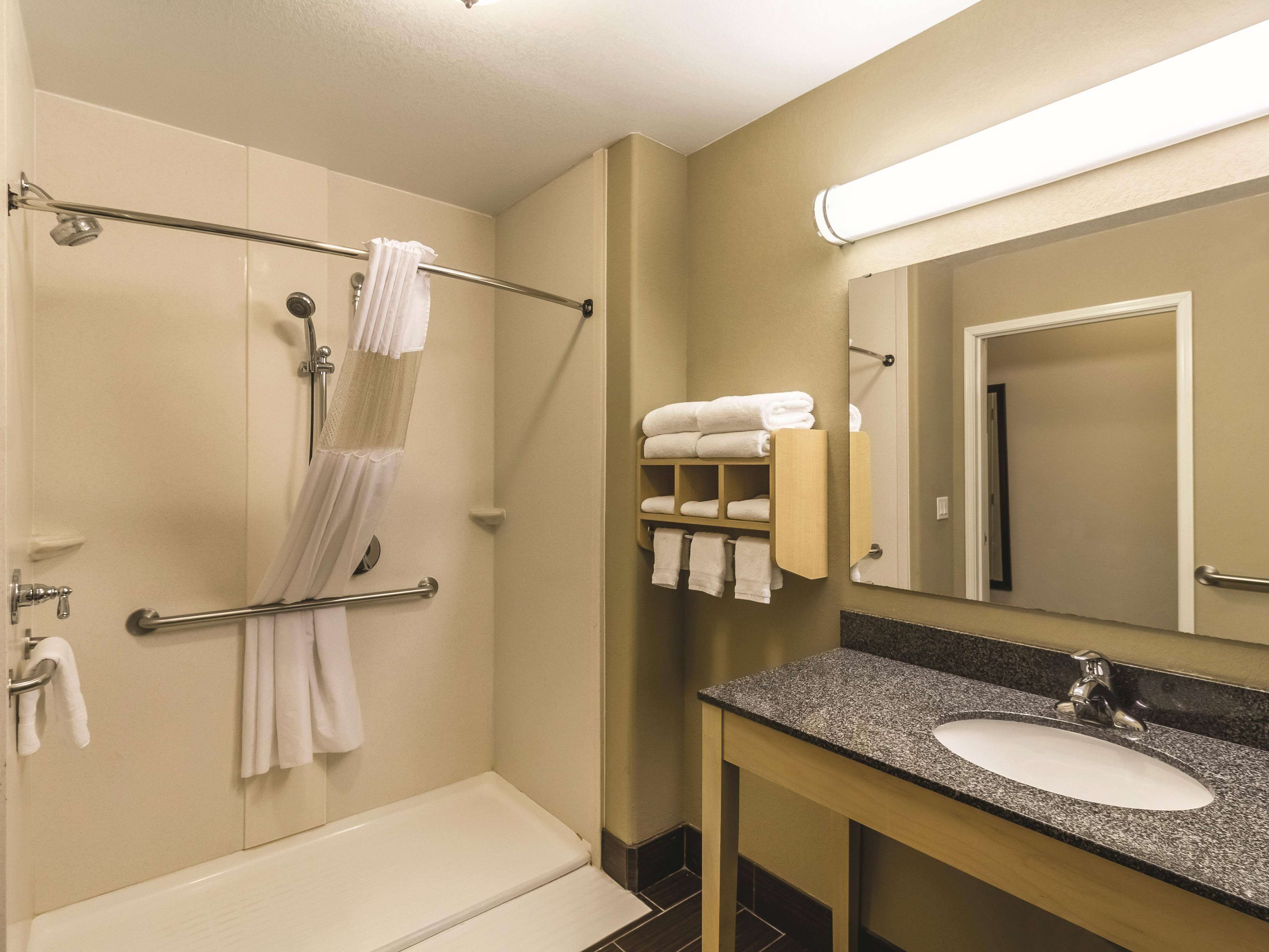 room, 2 queen beds, accessible, non smoking (mobility/hearing impaired accessible) | bathroom | combined shower/bathtub, free toiletries, hair dryer, towels