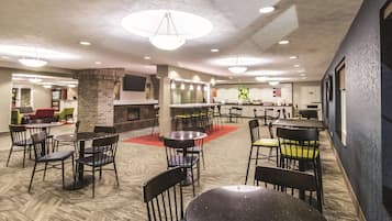 Dagelijks ontbijtbuffet inbegrepen