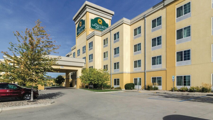 La Quinta Inn & Suites by Wyndham Fargo-Medical Center