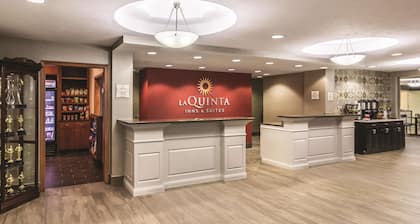 La Quinta Inn & Suites by Wyndham Fargo-Medical Center