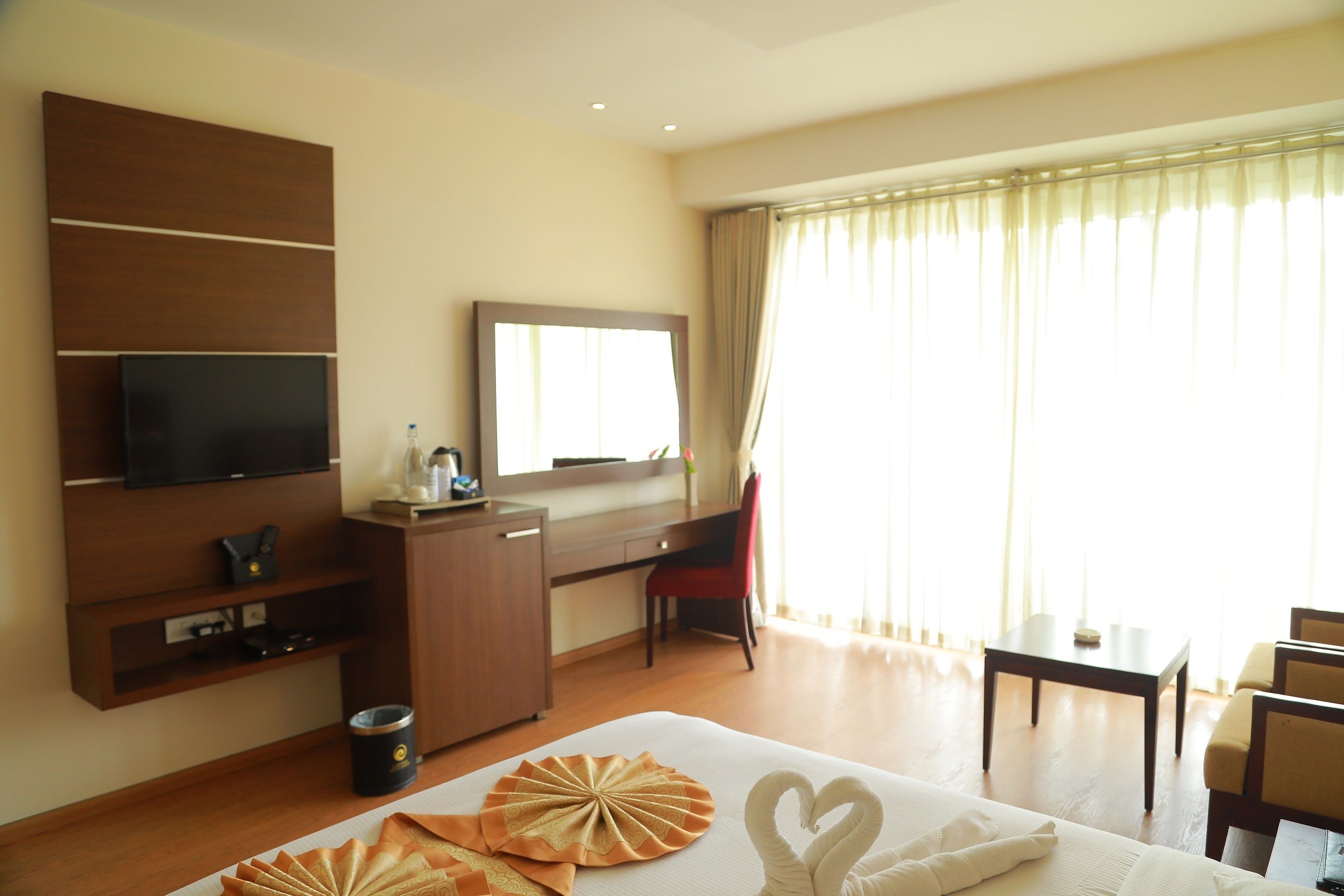Premium Room | In-room safe, desk, blackout curtains, WiFi