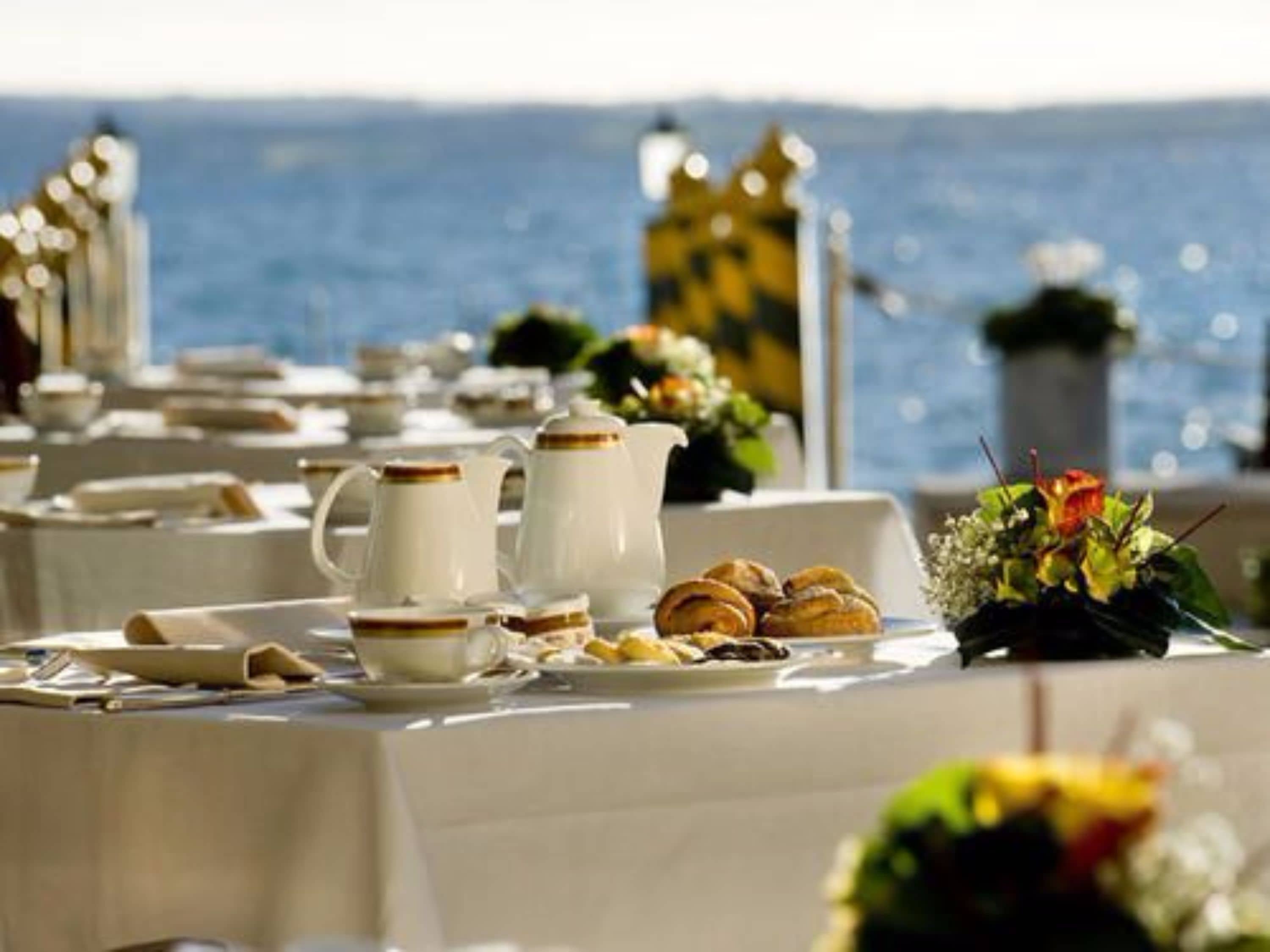 Ilmainen englantilainen aamiainen 