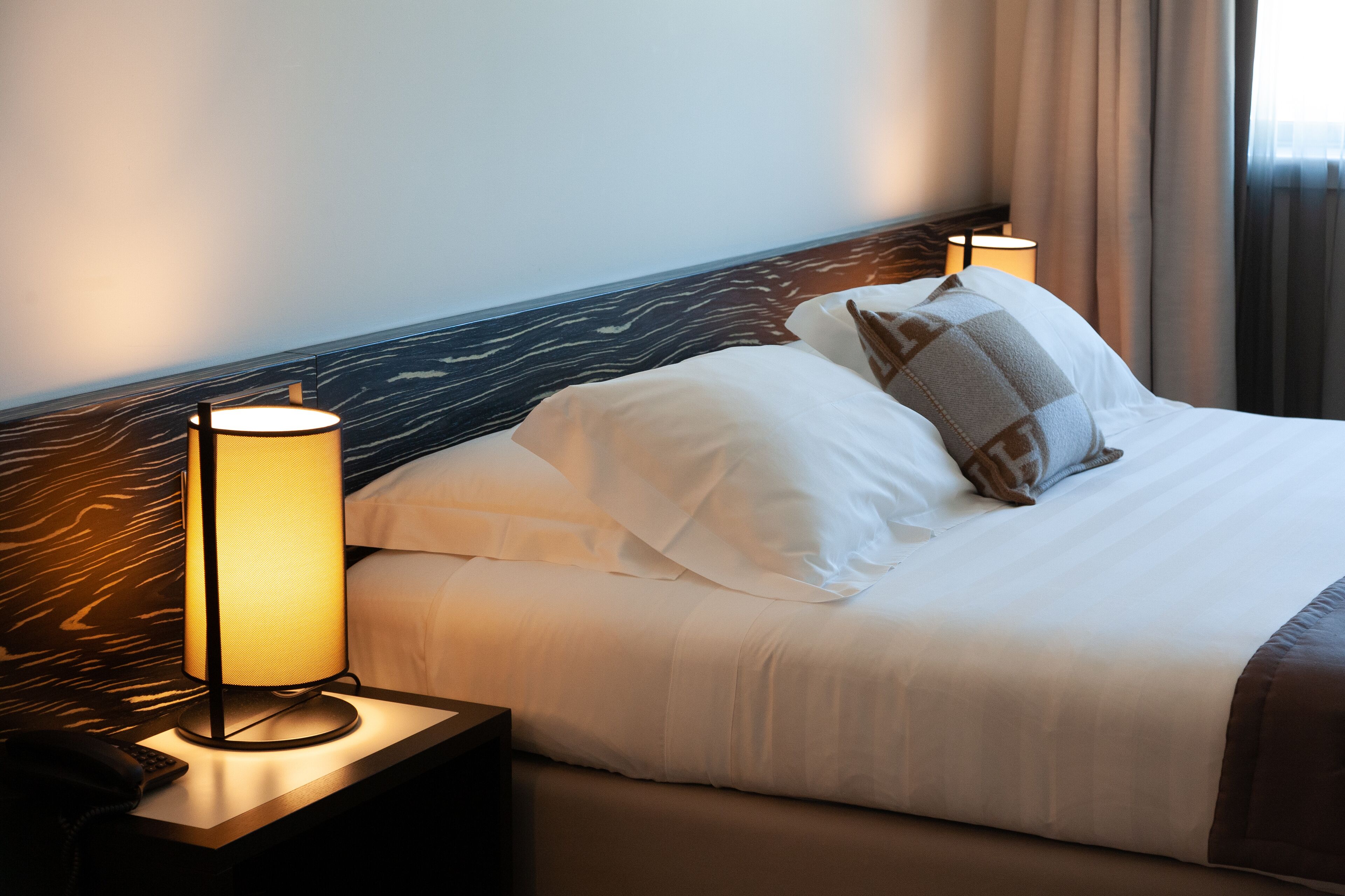 superior double or twin room | minibar, in-room safe, desk, soundproofing