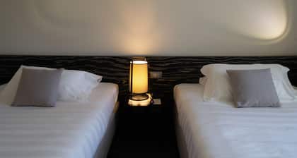 G Hotel